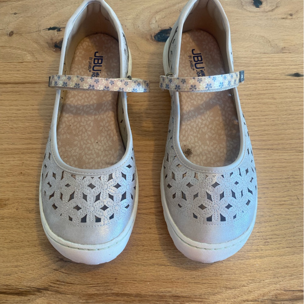 Jambu women’s Light Gray Mary Jane Athletic Shoes - Picture 1 of 9
